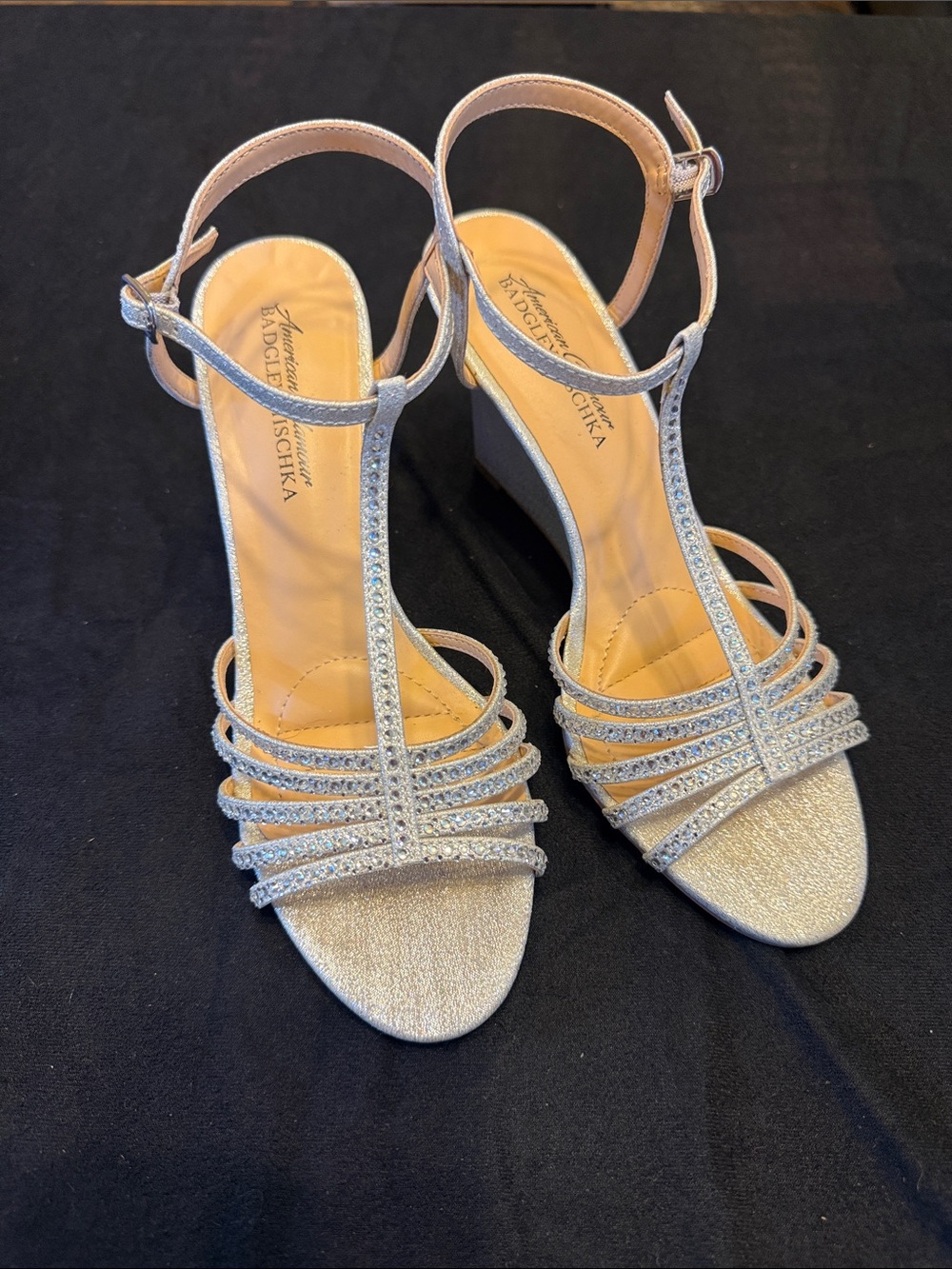 Badgley Mischka Silver Crystal T-Strap Wedge Sandals WORN FOR 2 HOURS